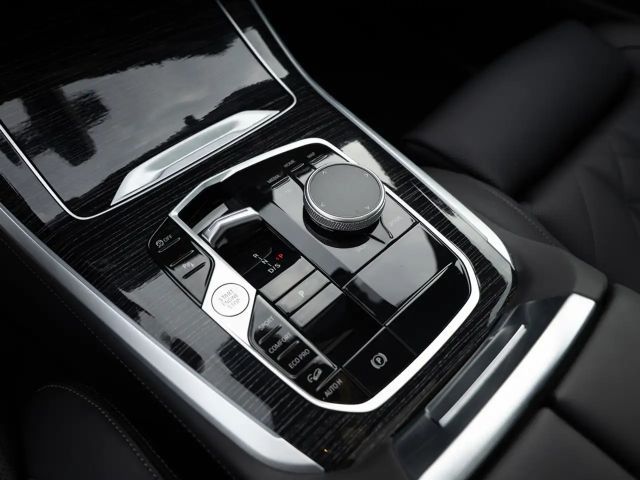 BMW X5 60i FACEL. PANO LED SPORTABGASANLAGE NAVI