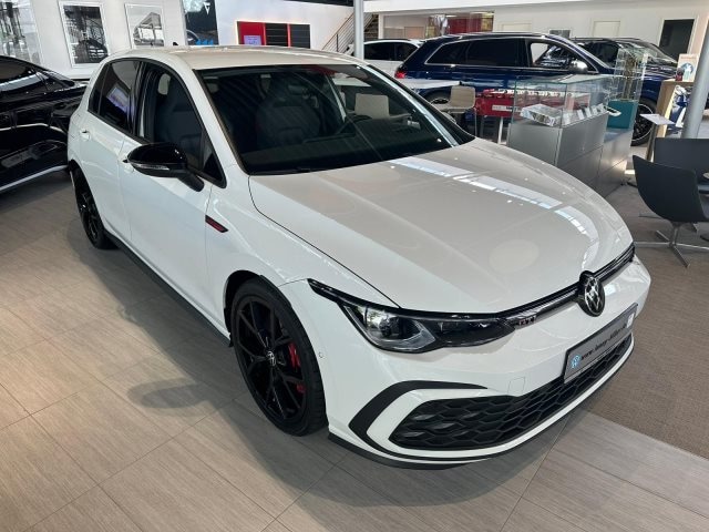 Volkswagen Golf 2.0 TSI DSG Golf VIII