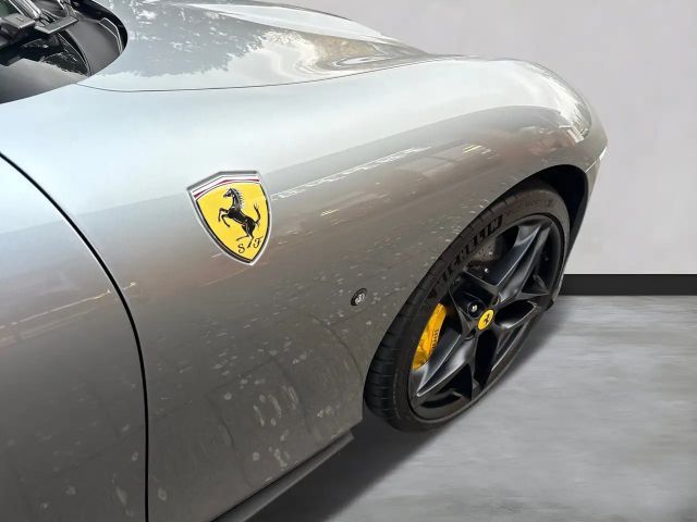 Ferrari Roma Spider