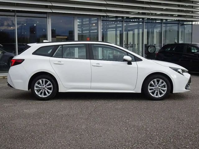 Toyota Corolla Active Hybride Touring
