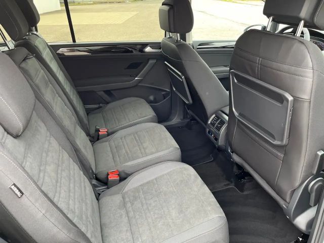 Volkswagen Touran BMT DSG Highline