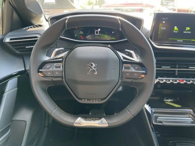 Peugeot 208 EAT8 GT-Line PureTech