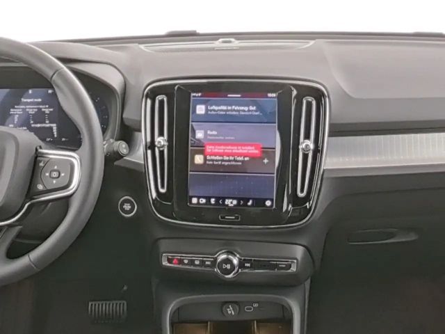 Volvo XC40 Dark Plus