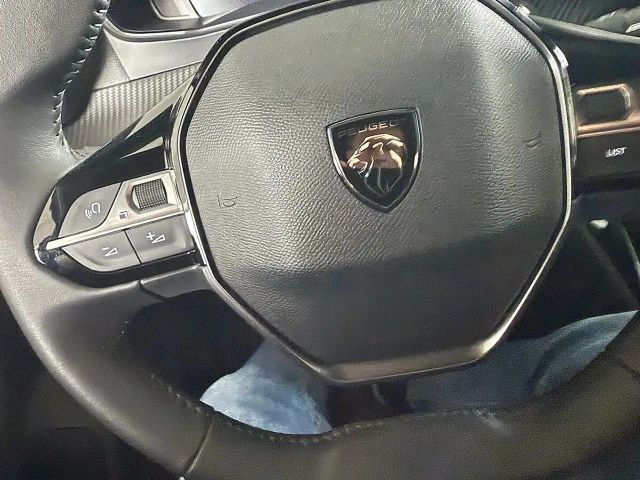 Peugeot 2008 Allure Pack PureTech