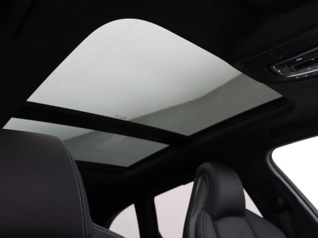 Audi A4 35 TFSI Avant S-Line