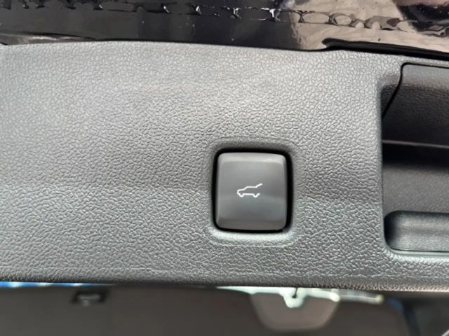 Ford Kuga Hybrid ST Line X