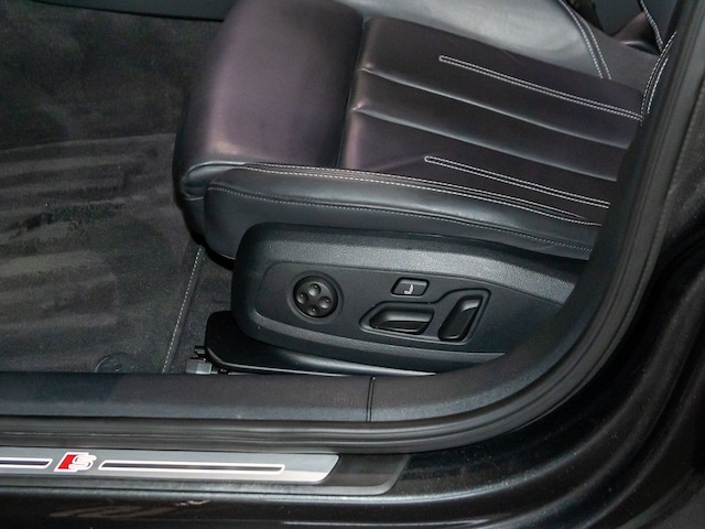 Audi A4 40 TFSI Avant S-Line S-Tronic