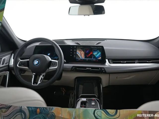 BMW iX1 xDrive30