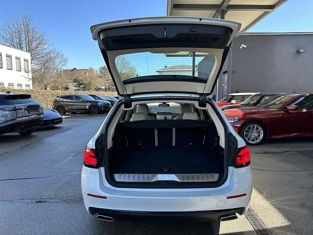 BMW 530 530e Touring