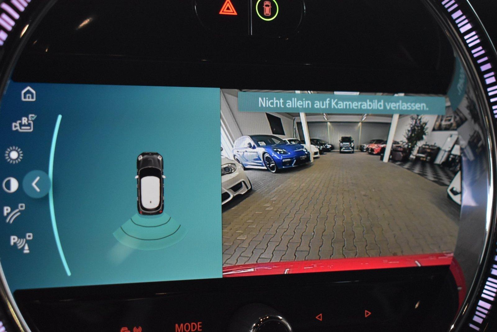 MINI Cooper John Cooper Works