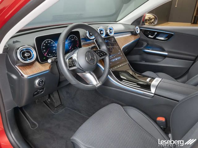 Mercedes-Benz C 200 AVANTGARDE Sedan