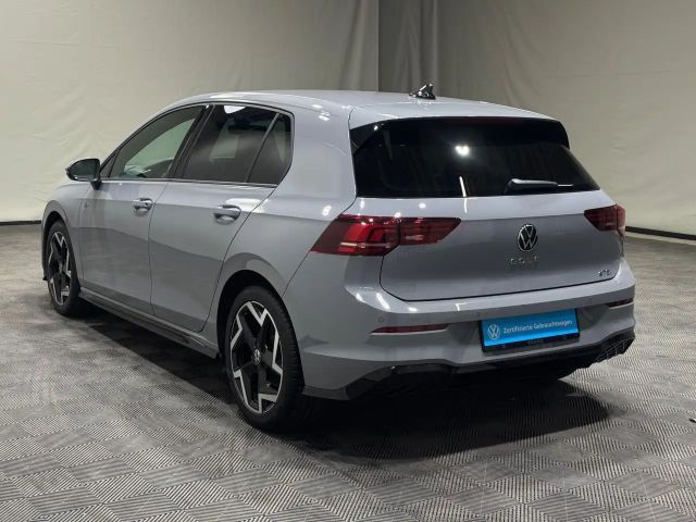 Volkswagen Golf 1.5 eTSI DSG R-Line
