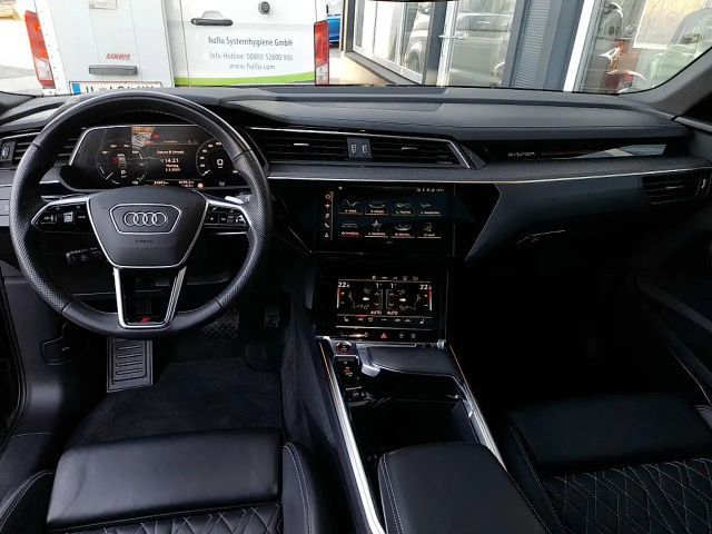 Audi e-tron Quattro S-Line