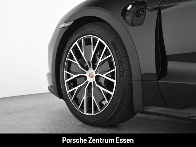 Porsche Taycan 4 Cross Turismo