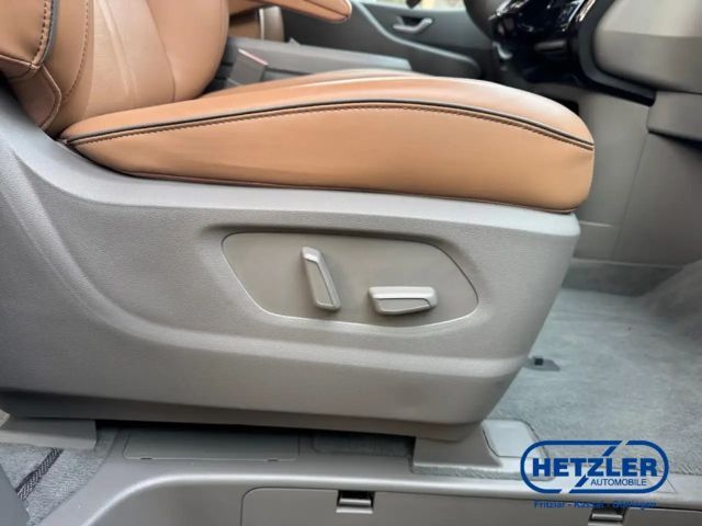 Hyundai Staria Signature Vierwielaandrijving