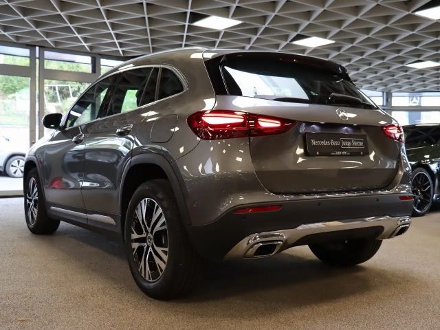 Mercedes-Benz GLA 180 Progressive