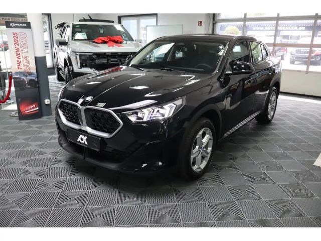 BMW X2 20d Garantie 05/2028 NP: 51.000€ Panorama LED DAB+