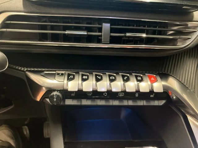 Peugeot 3008 1.6 225 A llure LED+Navi+SHZ+2xKlima+Kam.