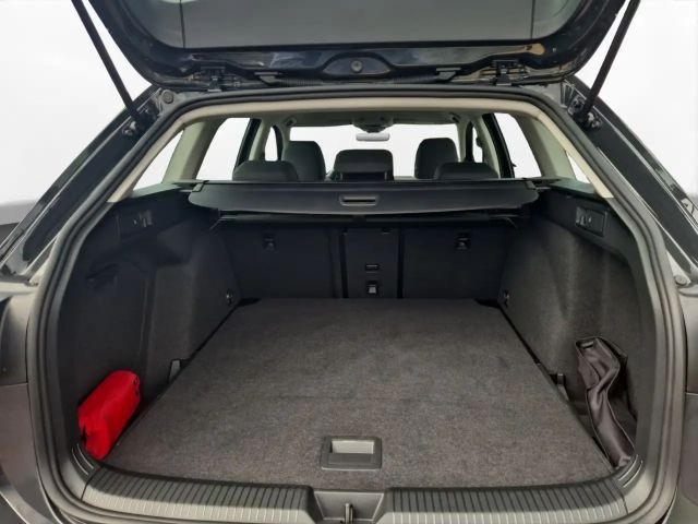 Volkswagen Golf 2.0 TDI DSG Golf VIII Variant