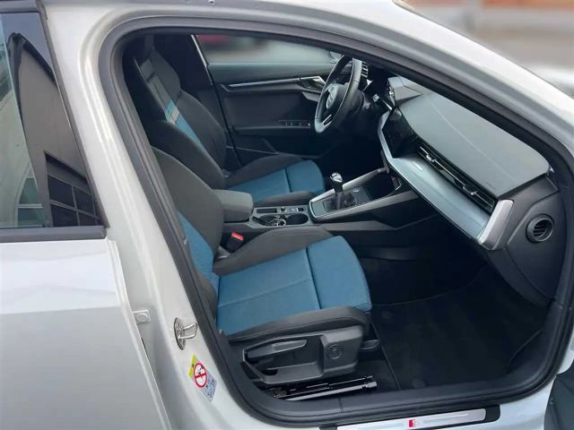 Audi A3 1.0 TFSI S-Line Sedan