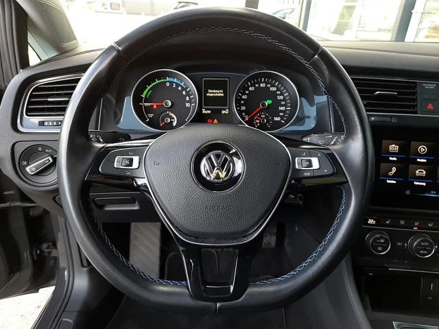 Volkswagen Golf Golf VII e-Golf