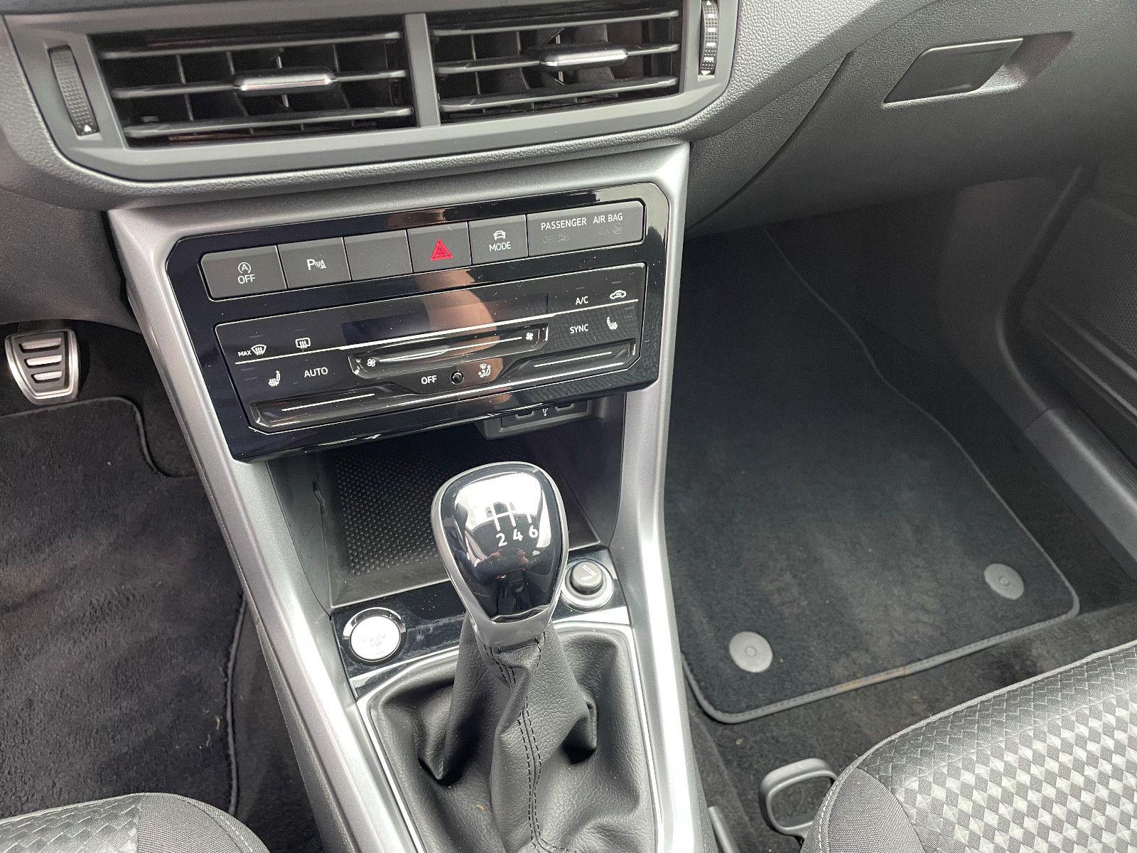 Volkswagen T-Cross Active