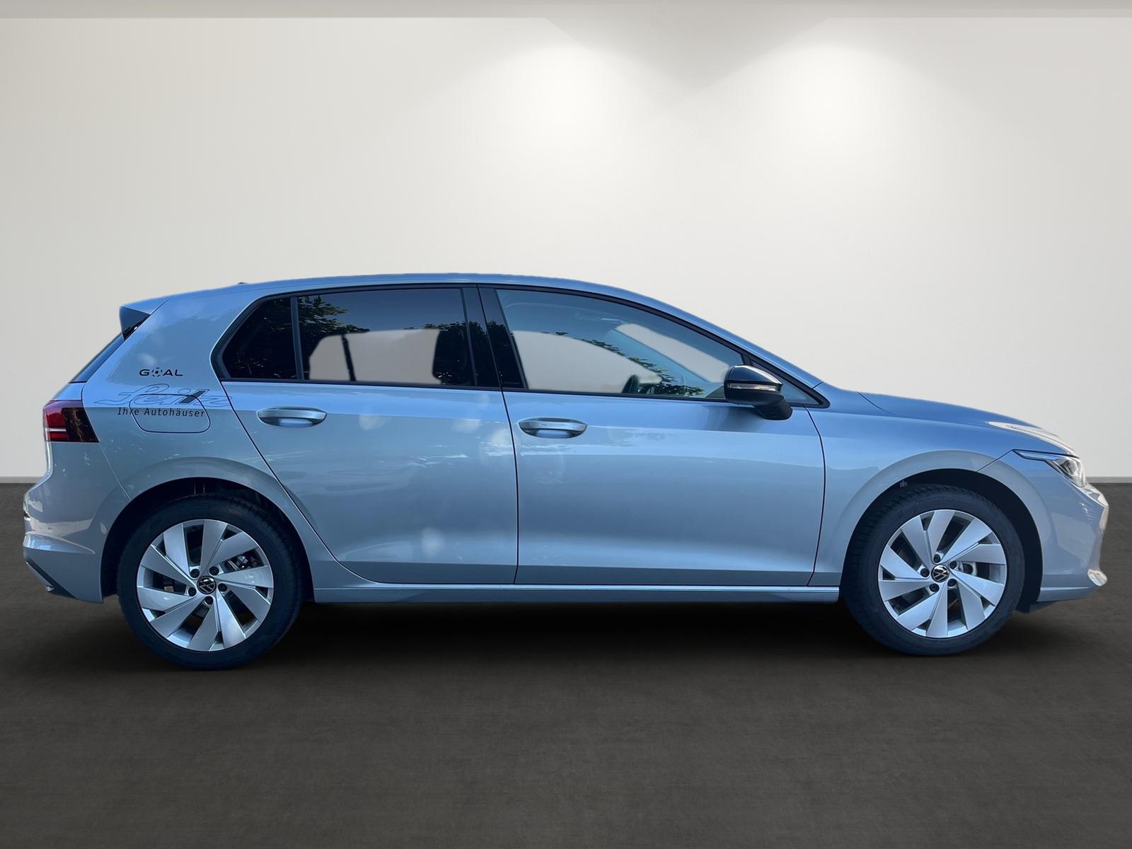 Volkswagen Golf 1.5 eTSI Golf VIII