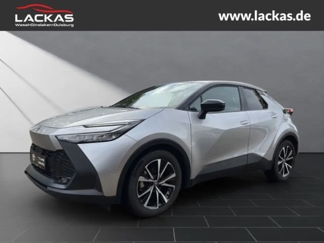 Toyota C-HR Team D