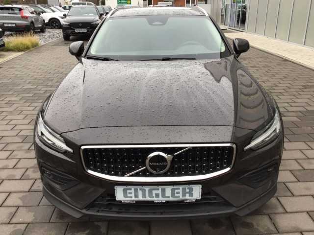 Volvo V60 Cross Country AWD Plus