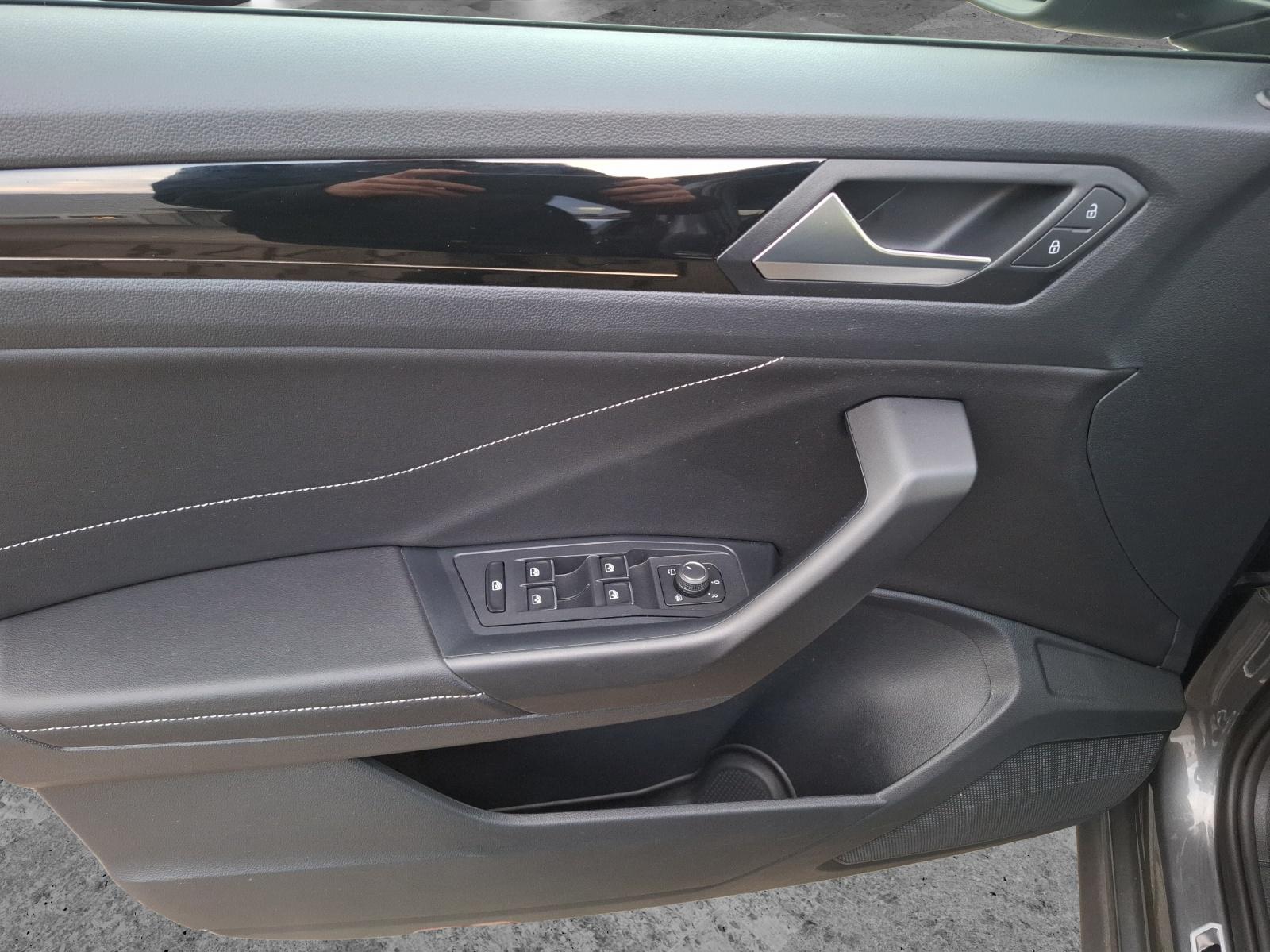 Volkswagen T-Roc DSG R-Line