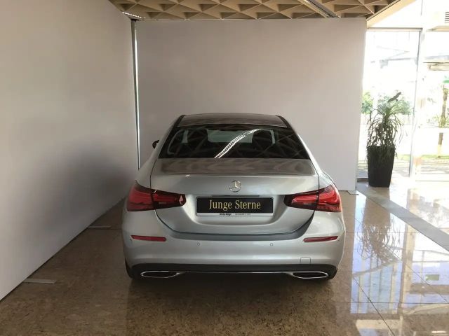 Mercedes-Benz A 180 Progressive