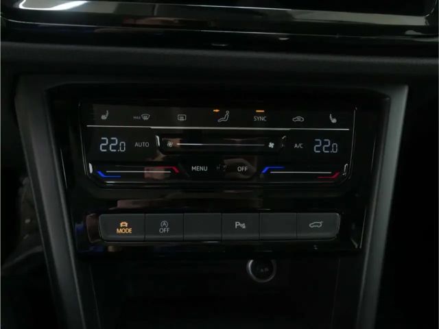 Volkswagen Touran 1.5 TSI DSG R-Line