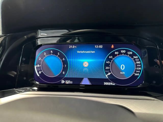 Volkswagen Golf 1.0 TSI Business Life