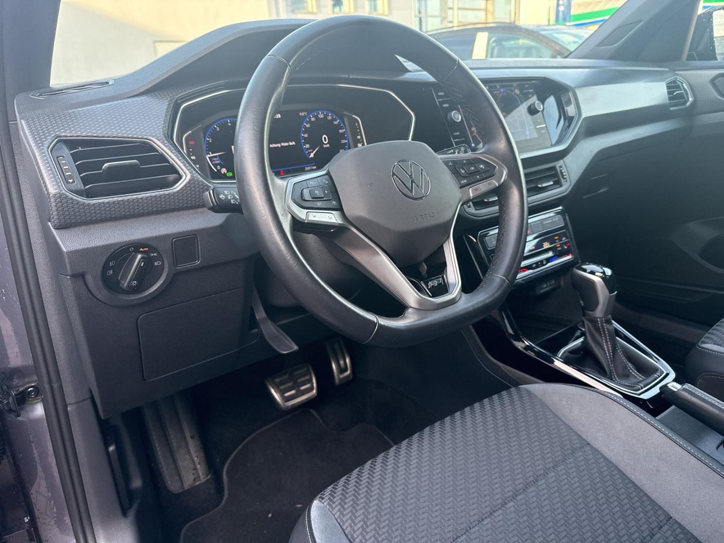 Volkswagen T-Cross 1.0 TSI DSG R-Line