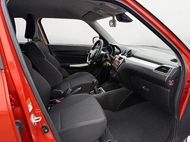 Suzuki Swift Hybrid Shine