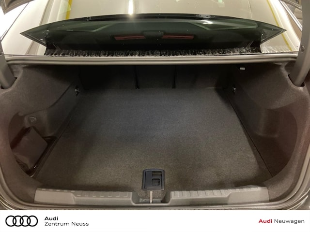 Audi RS3 Quattro S-Tronic Sedan