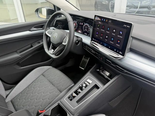 Volkswagen Golf 1.5 eTSI DSG Golf VIII