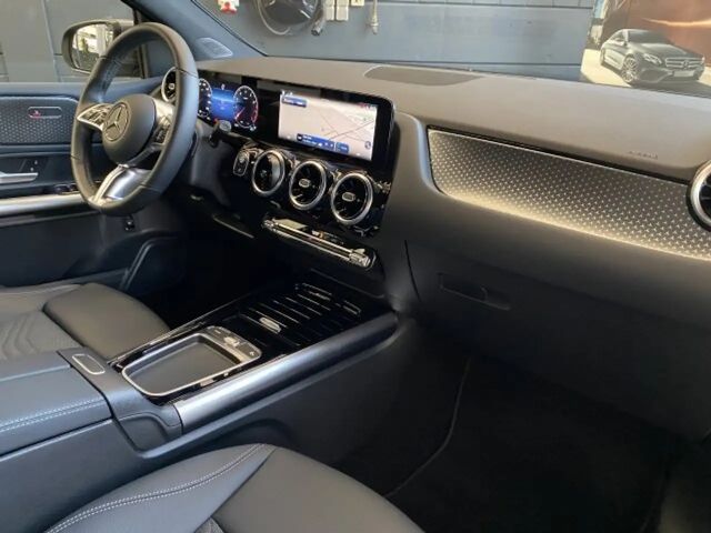 Mercedes-Benz B 180 Progressive