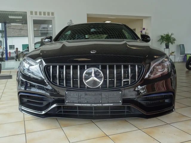 Mercedes-Benz C 63 AMG AMG Line Coupé