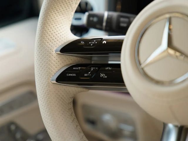 Mercedes-Benz G 450 450d AMG Line