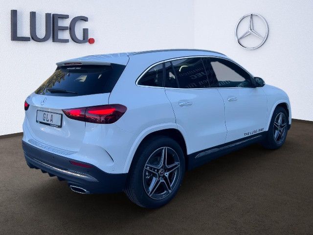 Mercedes-Benz GLA 200 AMG Line