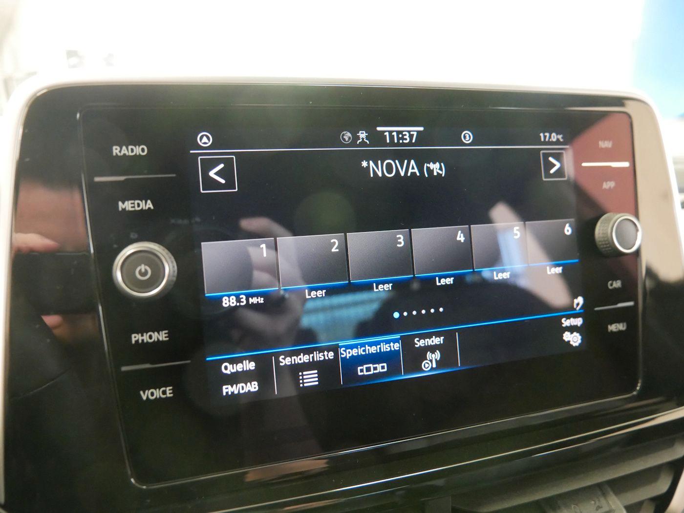 Volkswagen T-Roc 1.5 TSI DSG R-Line