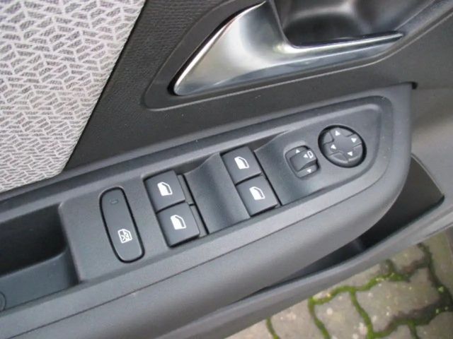 Citroën ë-C4 X Shine