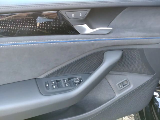 Volkswagen Passat 1.5 eTSI R-Line Variant