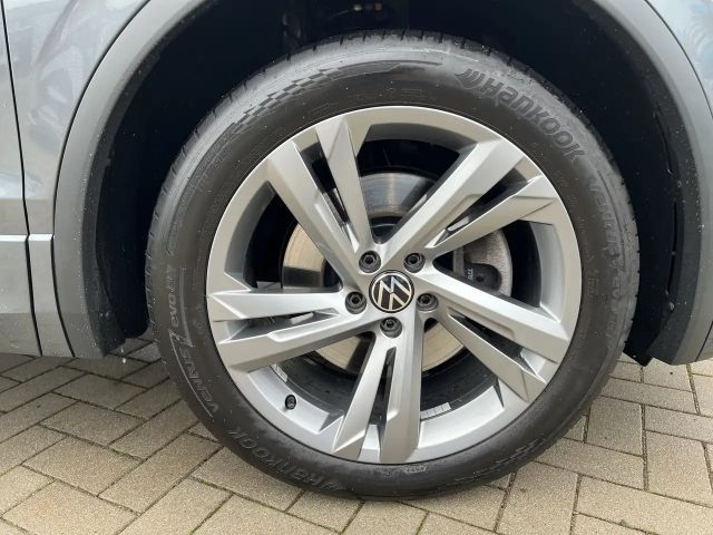 Volkswagen Tiguan 4Motion R-Line