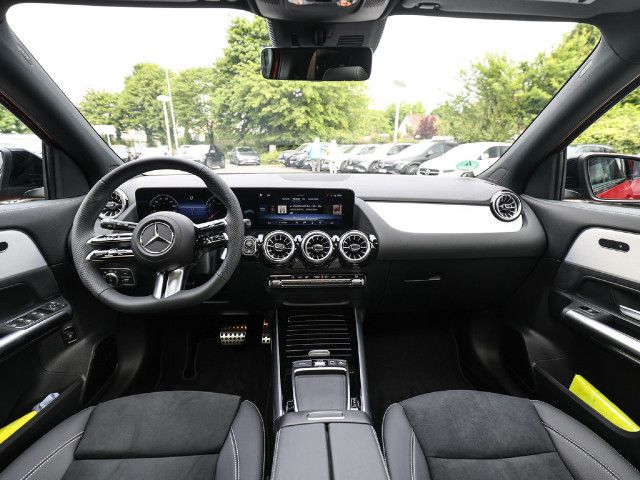 Mercedes-Benz GLA 180 