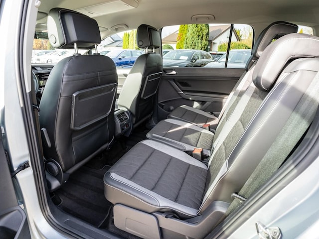 Volkswagen Touran 1.5 TSI DSG