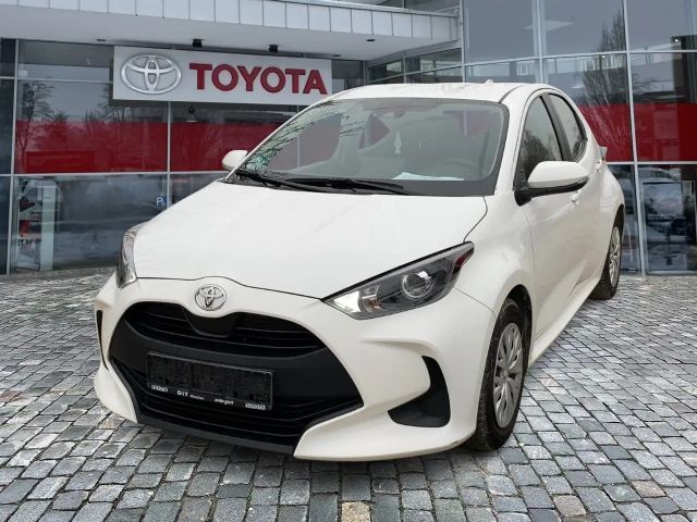 Toyota Yaris 1.0 VVT-i Comfort Hatchback