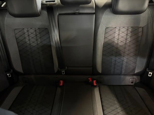 Volkswagen T-Roc DSG R-Line