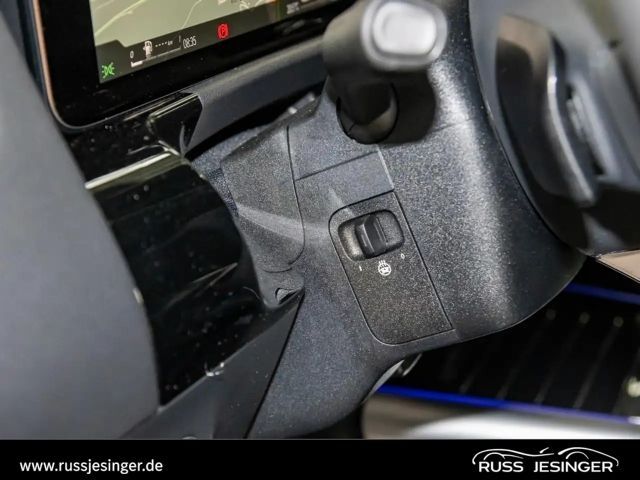 Mercedes-Benz GLA 180 Progressive